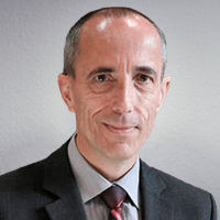 Prof. Dr. Uwe Straubel – Portrait